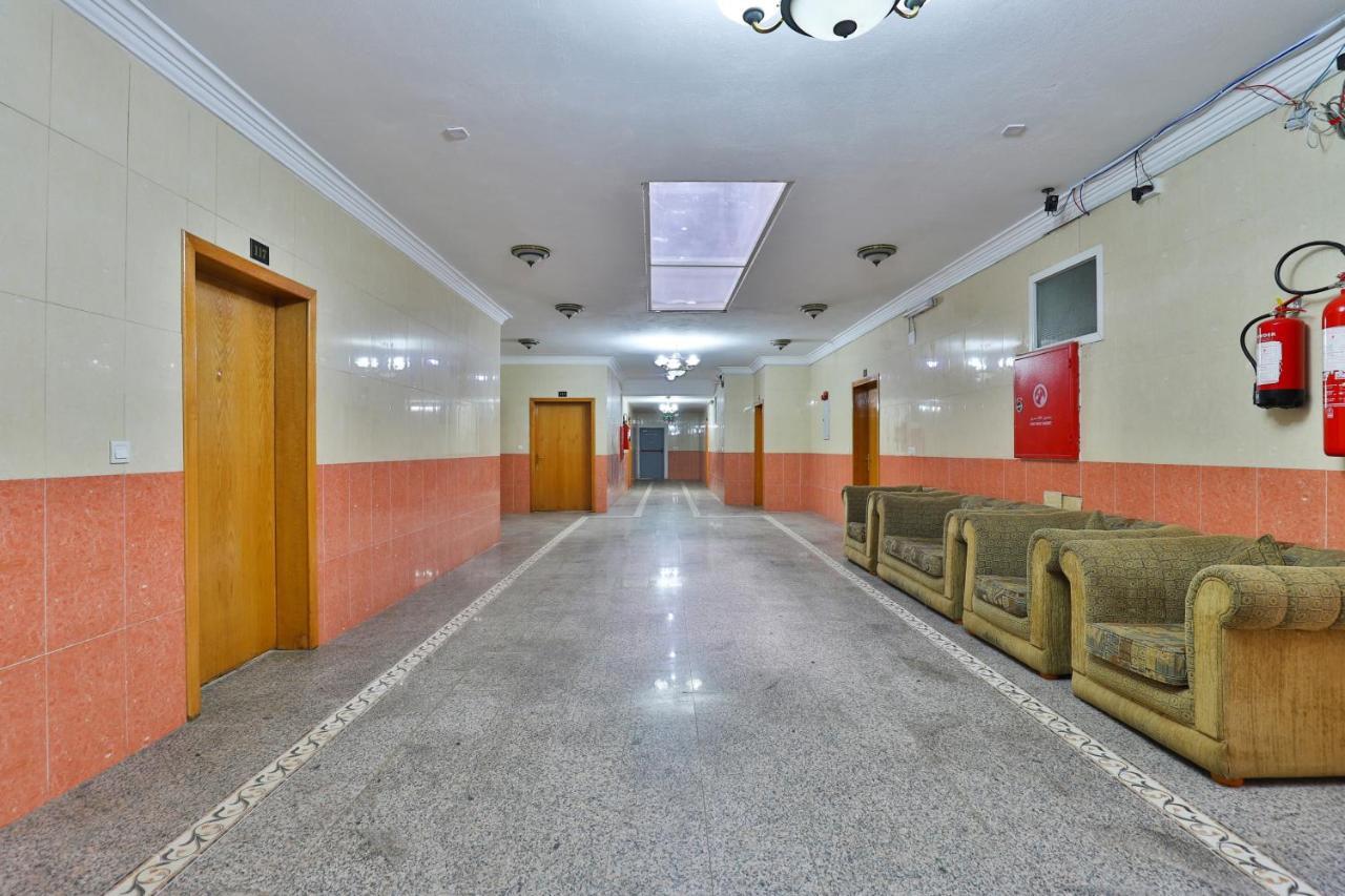 Oyo 369 Arwa Alqosor Hotel Абха Екстериор снимка