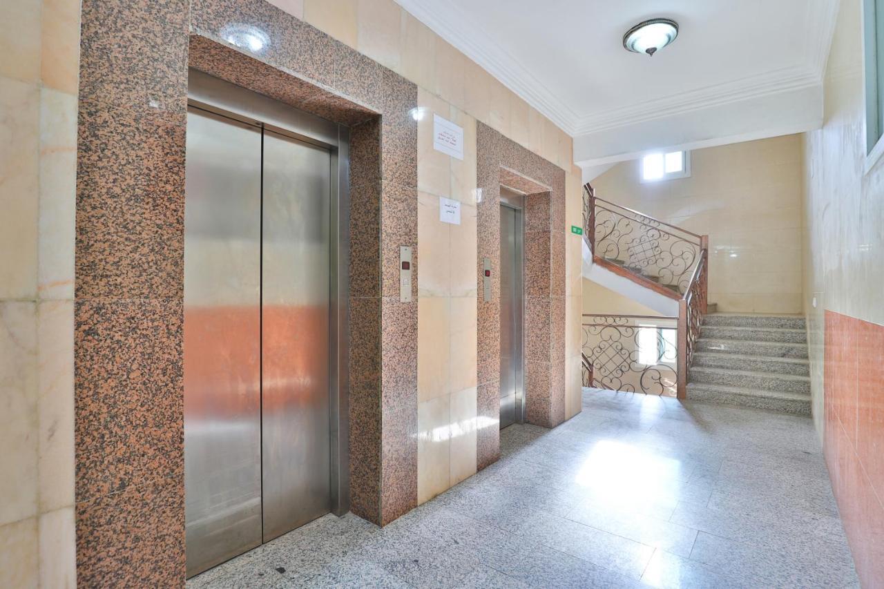Oyo 369 Arwa Alqosor Hotel Абха Екстериор снимка