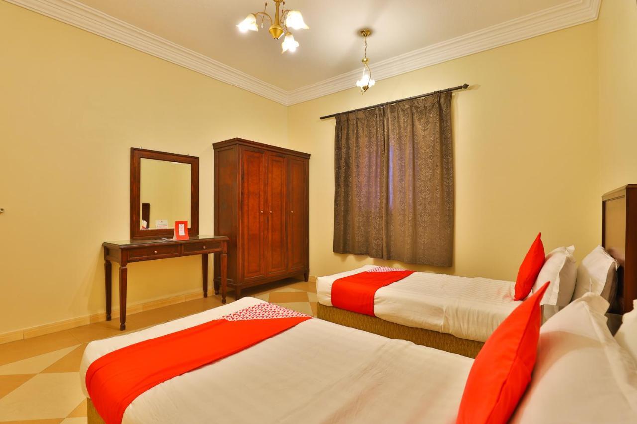 Oyo 369 Arwa Alqosor Hotel Абха Екстериор снимка