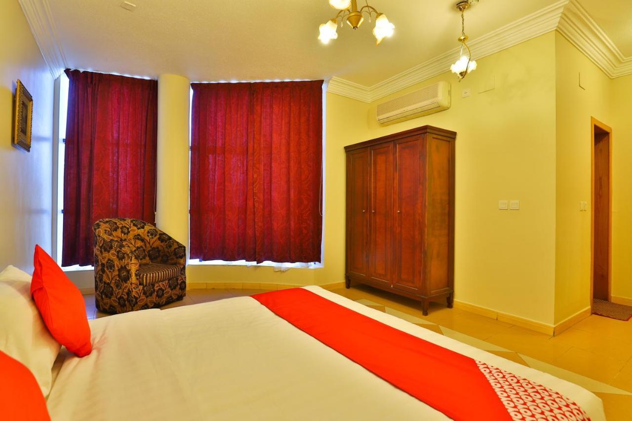 Oyo 369 Arwa Alqosor Hotel Абха Екстериор снимка