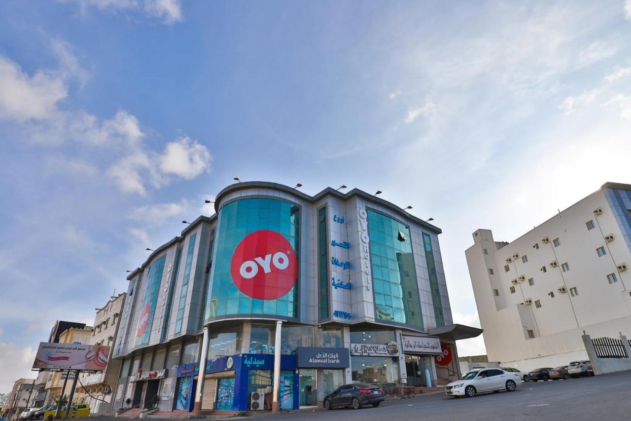 Oyo 369 Arwa Alqosor Hotel Абха Екстериор снимка